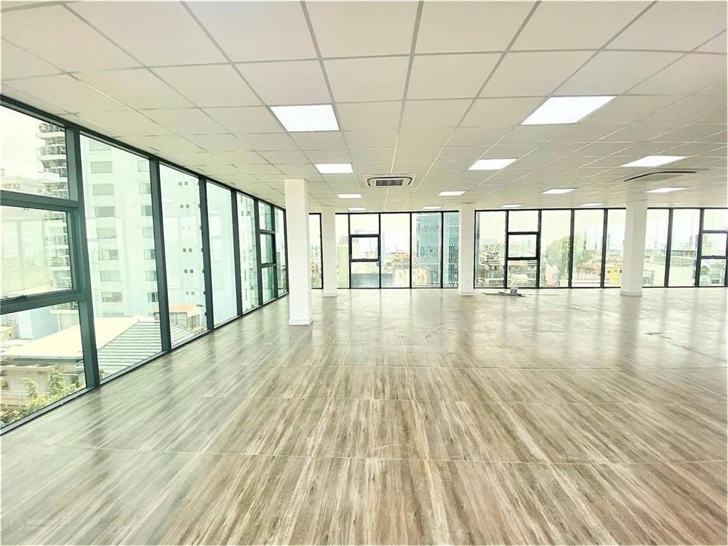 Giảm 30 tỷ! bán toà siêu khan hiếm góc 2 mặt tiền nguyễn huy tưởng giá 95tỷ call ms tâm 0966 931 ***