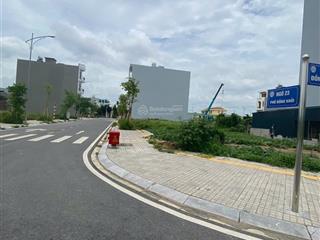 Cần bán nhanh 100m² giá 23 tỷ mặt tiền rộng vị trí chiến lược