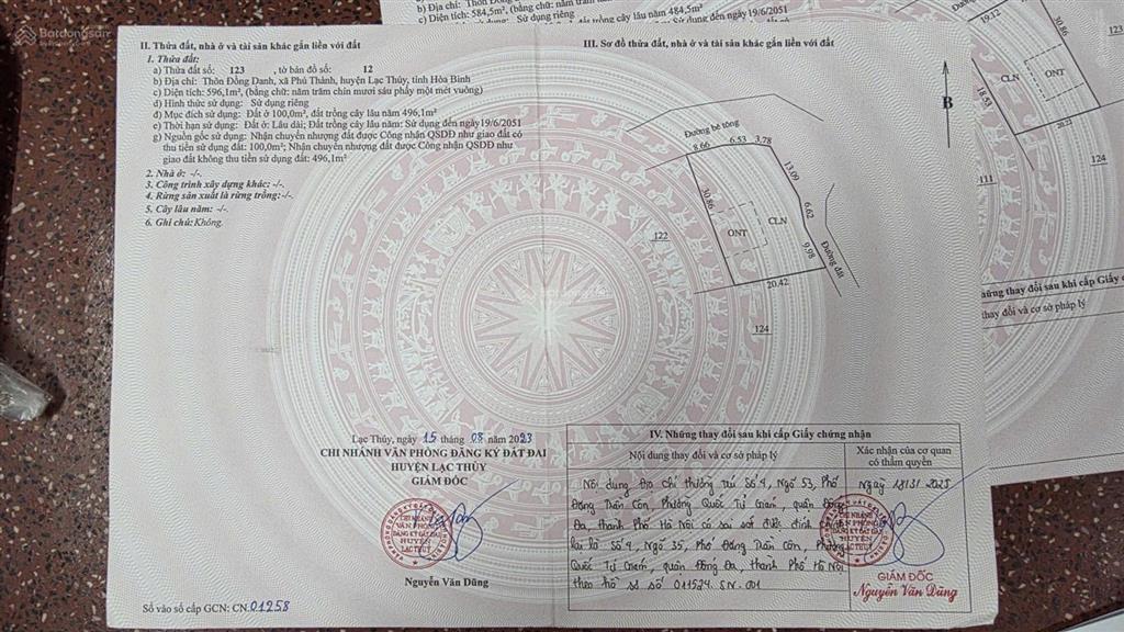 Lô góc 2 mặt tiền nằm trên trục đường chính ra đường mòn hồ chí minh