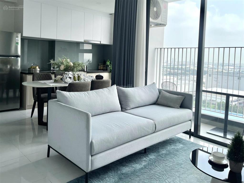 Bán gấp căn hộ cao cấp phú nhuận kingston 75m2 2pn chỉ 2 tỷ 450 triệu