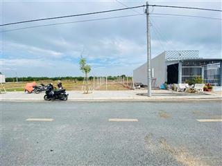 Định cư nước ngoài bán nhanh đất mt nguyễn an ninh, khu phố 3, cần giuộc, long an 120m2 shr
