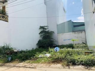 Cần vốn bán gấp đất mt bờ kinh , phường 3 , thành phố vĩnh long giá 500tr/120m2 full thổ cư shr