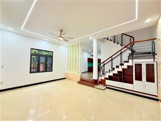 Bán nhà 2 tầng, lô góc, kiệt ô tô thông đường trần văn dư