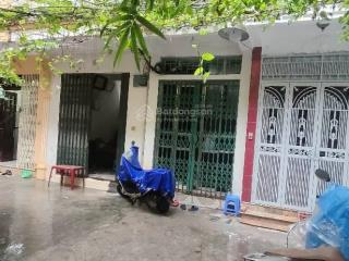  nhà đẹp tại t t đống đa  nhà nhỏ mà có võ cực h.i.ếm . trước nhà rộng 5 m . đỗ trước cổng