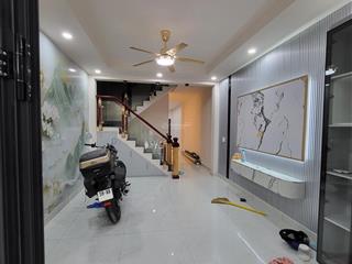 Chính chủ bán gấp nhà chánh hưng phạm hùng 5pn 3wc sổ riêng, hoàn công giá tốt