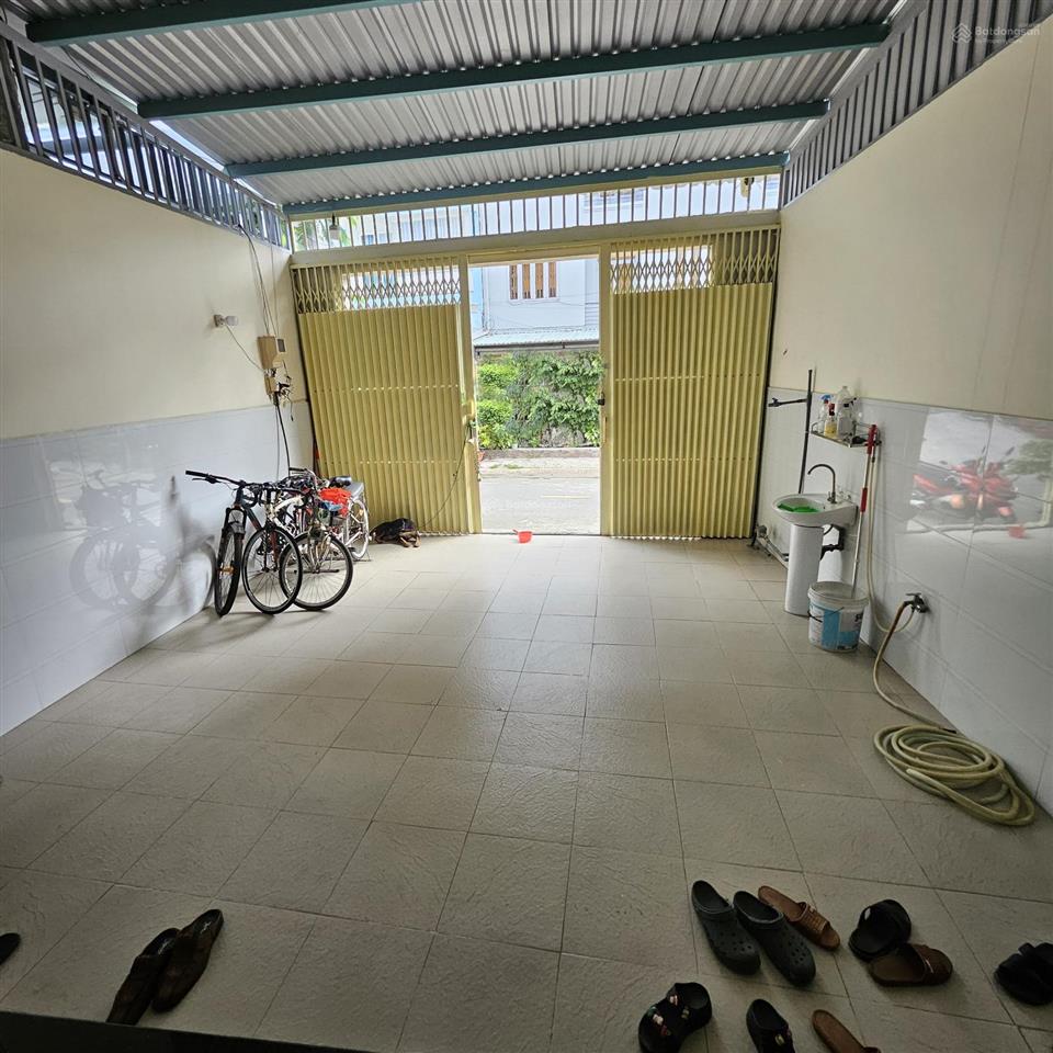 Bán nhà kdc gia hoà 5mx21m 2 tầng + sân thượng, dtsd 179m2 xe hơi ngủ trong nhà shr