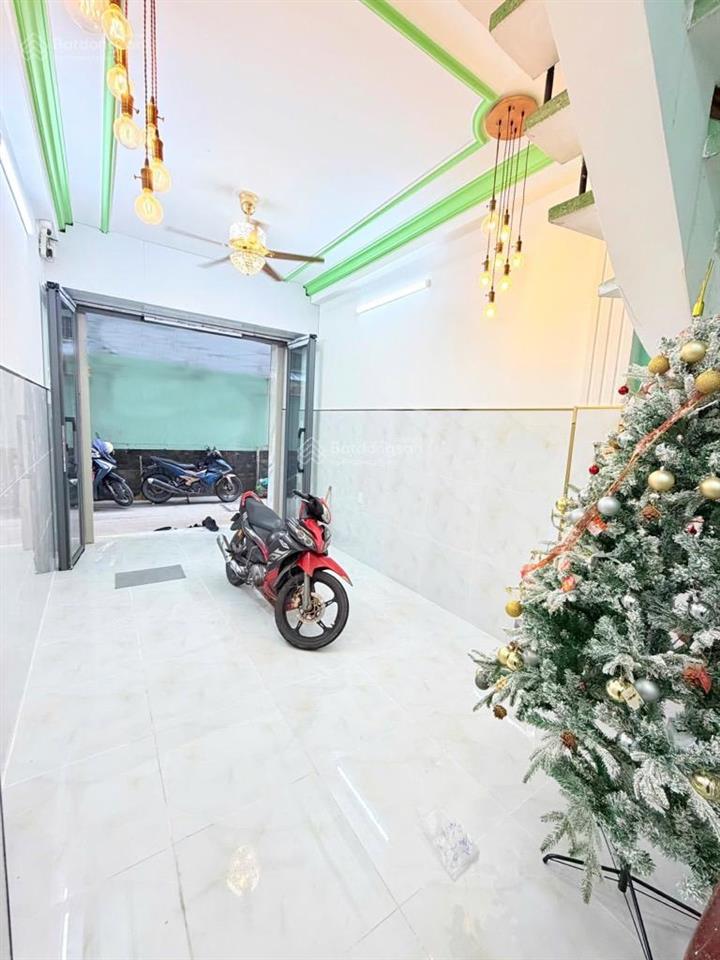 Nhà phố 4 tầng lý thái tổ q10, hẻm 4m thông,dtsd 110m2 ở ngay, mở văn phòng đẹp, giá chỉ 8,9 tỷ