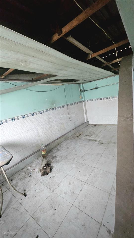 Nhà cũ tiện xây mới ngay mặt tiền chợ tân quy q7 kd buôn bán siêu vip, 53m2, shr công nhận 3 tầng.