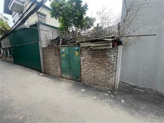 Bán siêu phẩm đông mỹ  ngay sân bóng oto ngủ trong đất