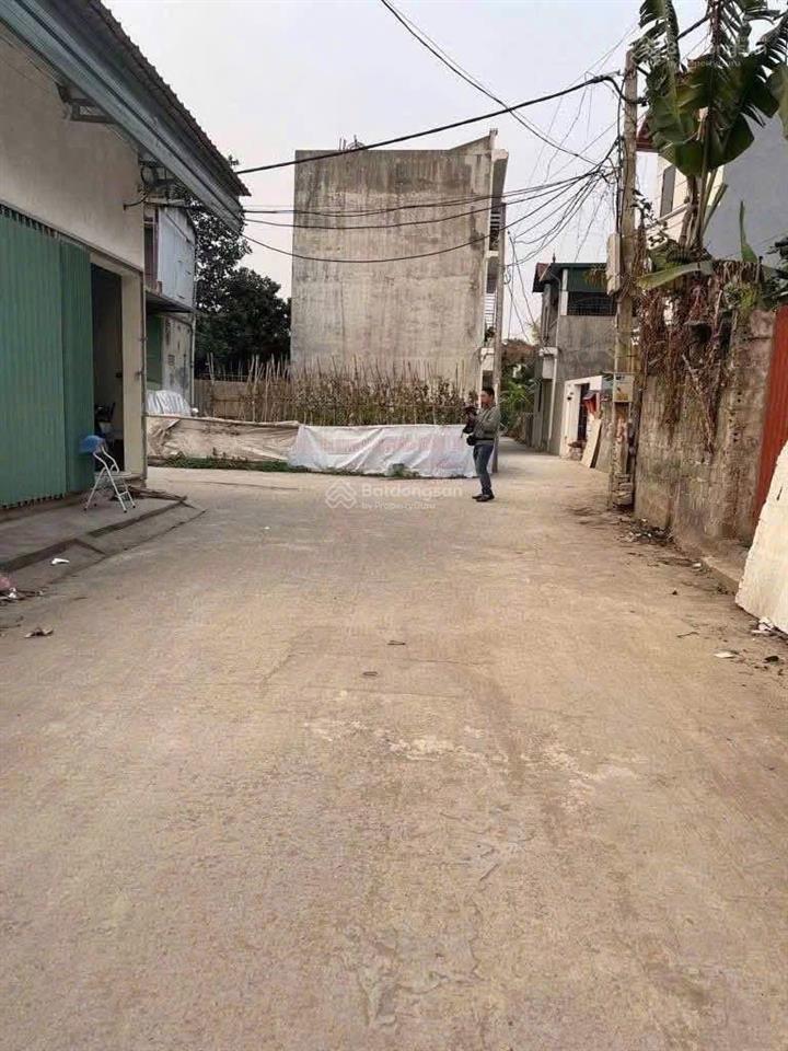 Bán gấp  3 lô đất đẹp ô tô  lô góc chợ thôn 3 vạn phúc  thanh trì