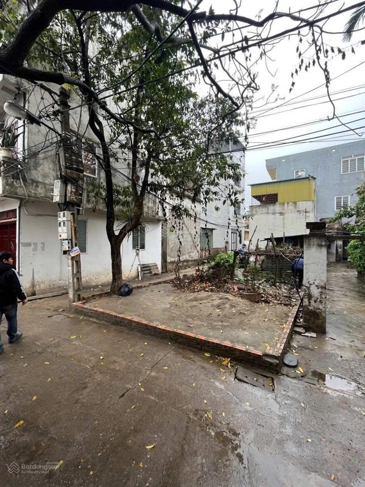 Bán gấp  3 lô đất đẹp ô tô  lô góc chợ thôn 3 vạn phúc  thanh trì