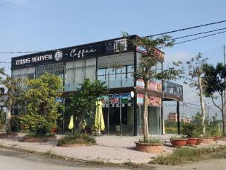 Đất sốt gần chợ đức hòa và đại học tân tạo  shr full thổ cư !