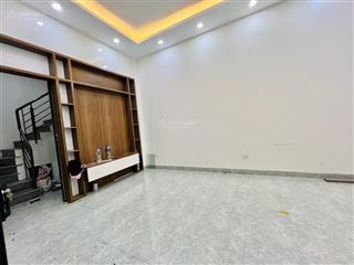 Bán nhà ngõ 360 xã đàn, 37m2, 5tầng, đủ nội thất gần phố . giá 7.35 tỷ