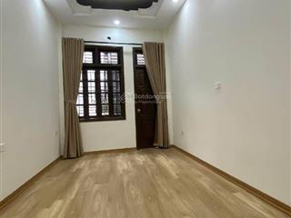 Bán gấp nhà ở trần cung 27m nhỉnh 4,87 tỷ nhà thoáng 3 mặt, ngõ thông tiên ích