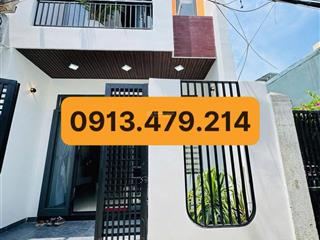 Kẹt tiền  nhà 1 trệt 2 lầu  full nội thất  1 tỷ 350 triệu miễn thương lượng có ngân hàng hỗ trợ