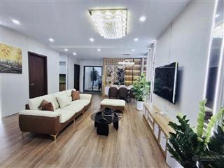 Siêu phẩm cầu diễn 58m2 9,8tỷ ô tô lô góc  thang máy điện năng lượng