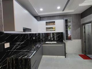 Nhà 2 lầu đẹp chuẩn 6.5m ngang  sổ hồng riêng  hẻm xe hơi  giá 6,75 tỷ  phú mỹ, q7