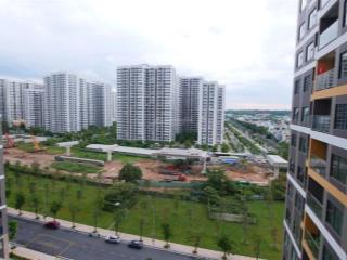 Bạn đang tìm căn hộ tầng trung, view rộng, nằm trong phân khu the beverly. giá chỉ 2,6 tỷ