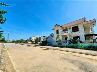 Đón sóng phát triển hạ tầng  giữ chắc vị trí vàng