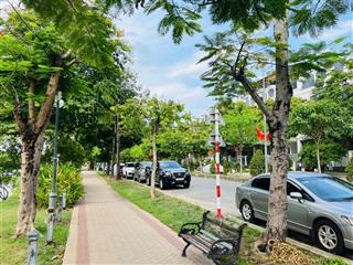 Bán giá tốt nhà phố mặt hồ đường 25m lakeview city, 100m2 hoàn thiện giá chỉ 23 tỷ 0363 347 ***