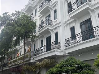 Bán bt tại kiến hưng, 17 tỷ, 70m2, phong thủy tốt, full tiện nghi
