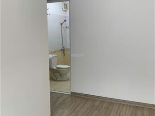 Bán căn 90m2 giá 4,95 tỷ nội thất cơ bản chung cư 54 hạ đình