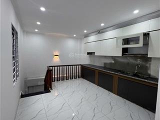 Nhà 5 tầng mới toanh ở lạc thị thanh trì  hà nội