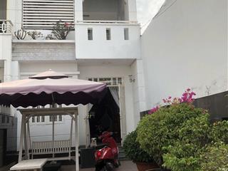 Bán nhà riêng tại đường 160, quận 9, 8 tỷ, 140m2, giá cực chất hot!
