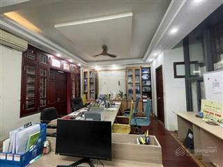 Bán tòa nhà văn phòng phố hoàng quốc việt dt85mx8tầng giá chào 42 tỷ kd sầm uất, dòng tiền tốt