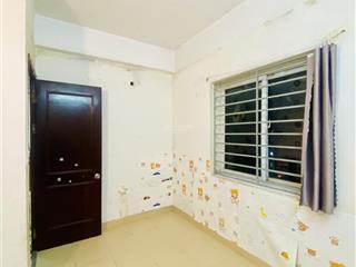 Căn hộ trung tâm việt hưng sổ đỏ, lâu dài chẵn 2 tỷ
