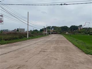 Bán đất thổ cư trung tâm tân yên đối diện trường học giá chỉ 980 triệu sổ đỏ riêng có thương lượng
