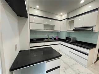 Bán căn hộ golden plaza 2pn2wc68m22tỷ300