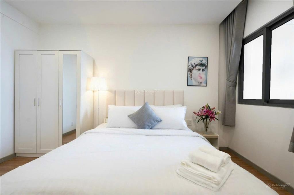 Ch 55m2  2pn  nguyễn xí full nt  đã có sổ ở ngay  tiện ích đầy đủ  vay bank 70%