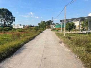 Cần bán gấp lô đất ngay 823d đức hoà