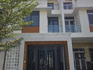 Nhà đẹp trung tâm thới hòa 1 trệt 2 lầu, 3pn, sổ riêng, giá cực tốt!