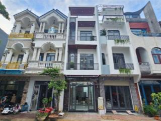 Bán biệt thự 67,8m2 tại khu dân cư phú hồng thịnh 8 giá 4,5 tỷ uy tín chính chủ