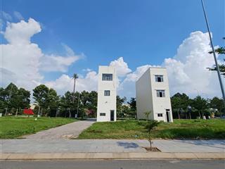 Bán đất 2 mặt tiền gần chợ thông dụng cực đẹp