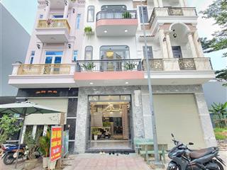 Bán nhà 3 tấm đúc trong kdc sầm uất gần ngã tư miếu ông cù