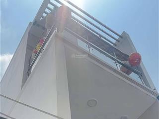 Bán nhà 2 lầu, hẻm riêng tư cạnh pnj acb, ngay đại lộ đồng khởi