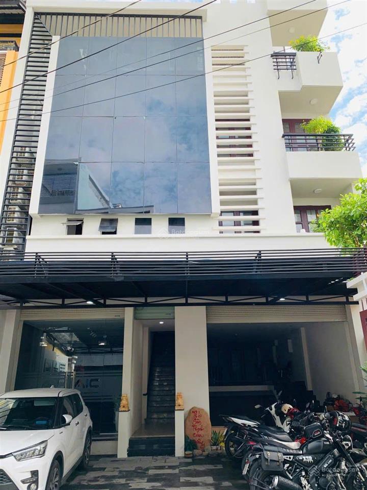 Bán nhà mt đường bình phú, quận 6 dt 9x30m+ 4 tầng, hđt 90 tr/t, giá chỉ 33 tỷ bl