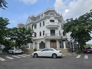 Bán siêu biệt thự mặt tiền nguyễn văn hưởng  thảo điền, quận 2, dt 326m2, 3 tầng, giá bán 52 tỷ