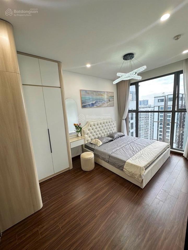 Bán căn hộ vip tòa s 65m 2 ngủ full nội thất view xanh vinhomes riverside giá 8,25 tỷ