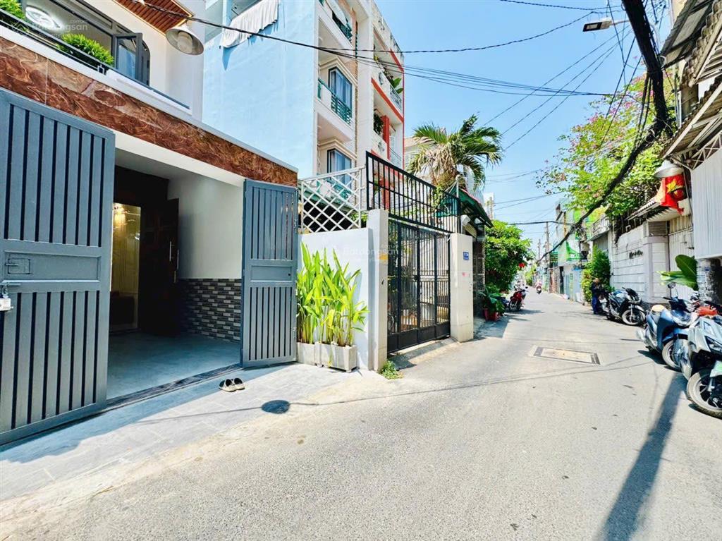 Nhà sẵn dòng tiền 20tr/th 61m2.giá 2tỷ400tr chu văn an, p12 bình thạnh, sổ riêng, sổ chính chủ
