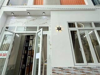 Siêu hời! nhà dt 50m² huỳnh văn bánh p13 phú nhuận. hđ thuê 18 triệu/tháng, shr chính chủ