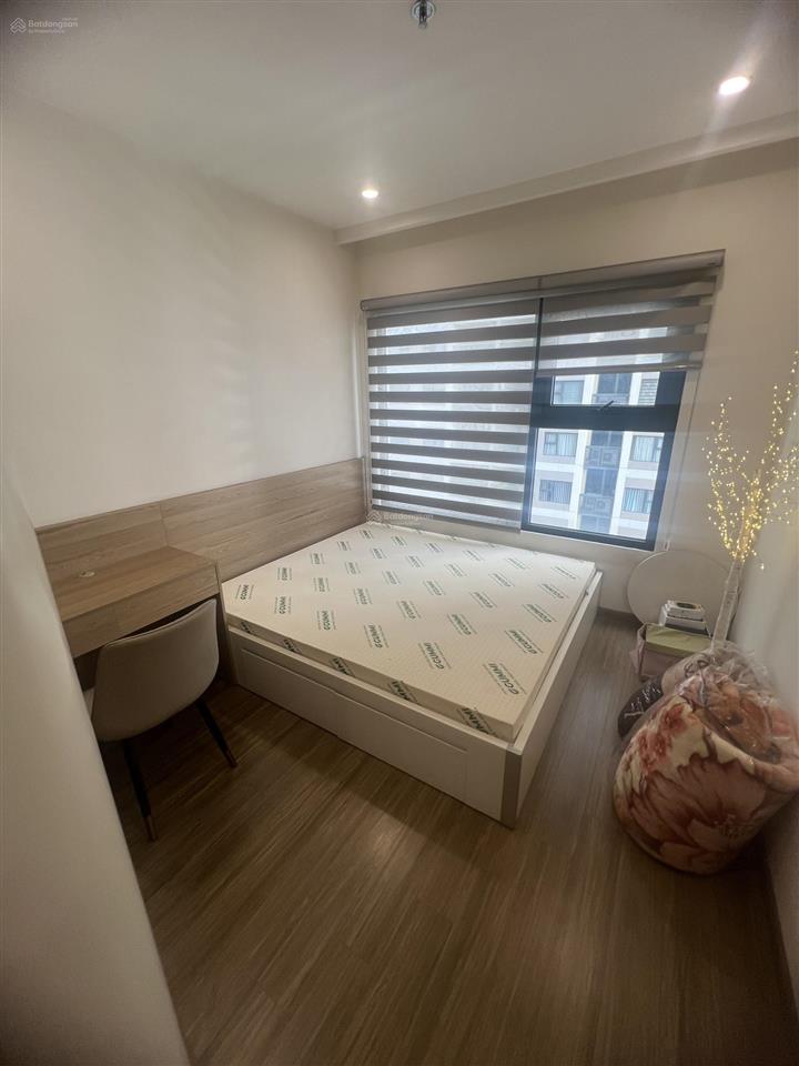Cần vốn kinh doanh bán gấp căn hộ 54.4m2 2 ngủ tại s301 vinhomes smart city
