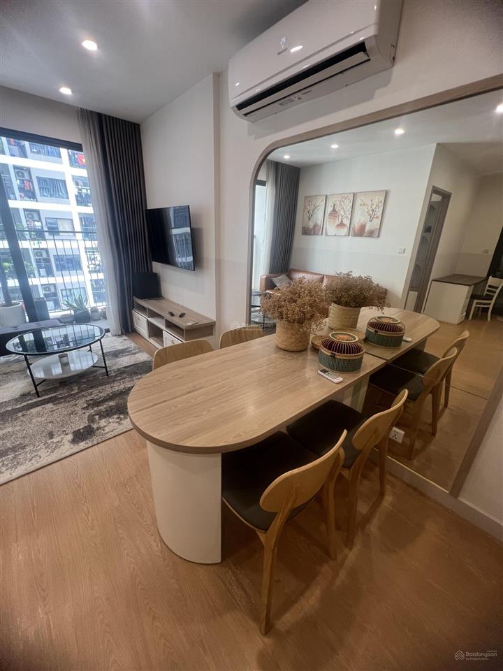 Cần vốn kinh doanh bán gấp căn hộ 54.4m2 2 ngủ tại s301 vinhomes smart city