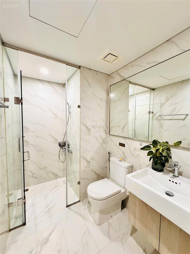 Chính chủ chuyển nhượng căn 1n + 46,6m2 tầng trung, view hồ tại toà a masteri, 4.1 tỷ
