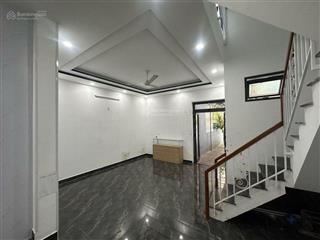 Nhà 2 tầng mặt tiền trần cao vân, gần biển nguyễn tất thành, vị trí vàng giá đầu tư