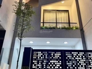 Bán nhà 3 tầng đẹp đường dương đức hiền, cách biển chỉ 300m, vị trí siêu đẹp