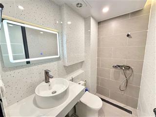 Nhỉnh 16 tỷ ccmn 7 tầng, mới tinh, thang máy, dòng tiền 70tr/tháng , 12 phòng có cửa hàng kd